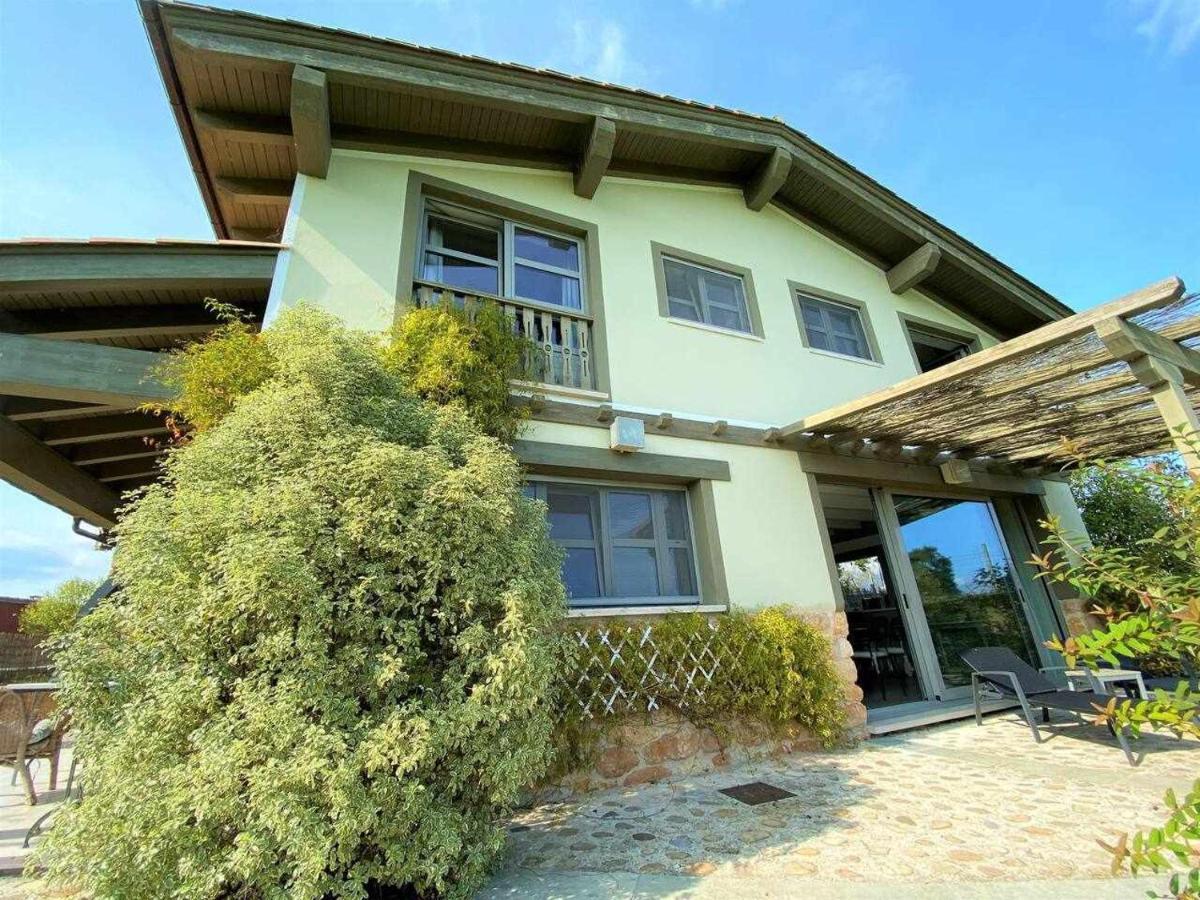 הוילה אריונדס Casa Palo Balcon A Picos De Europa מראה חיצוני תמונה