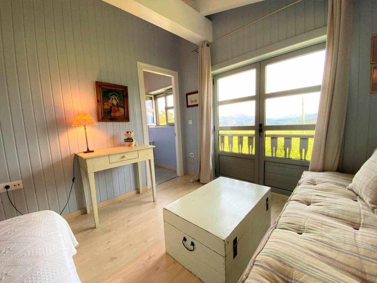 הוילה אריונדס Casa Palo Balcon A Picos De Europa מראה חיצוני תמונה